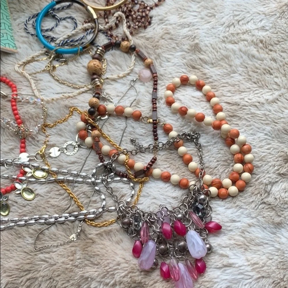 Jewelry Fun Box Please Read Below 👇